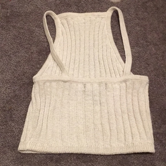White cropped tank top - Picture 2 of 3